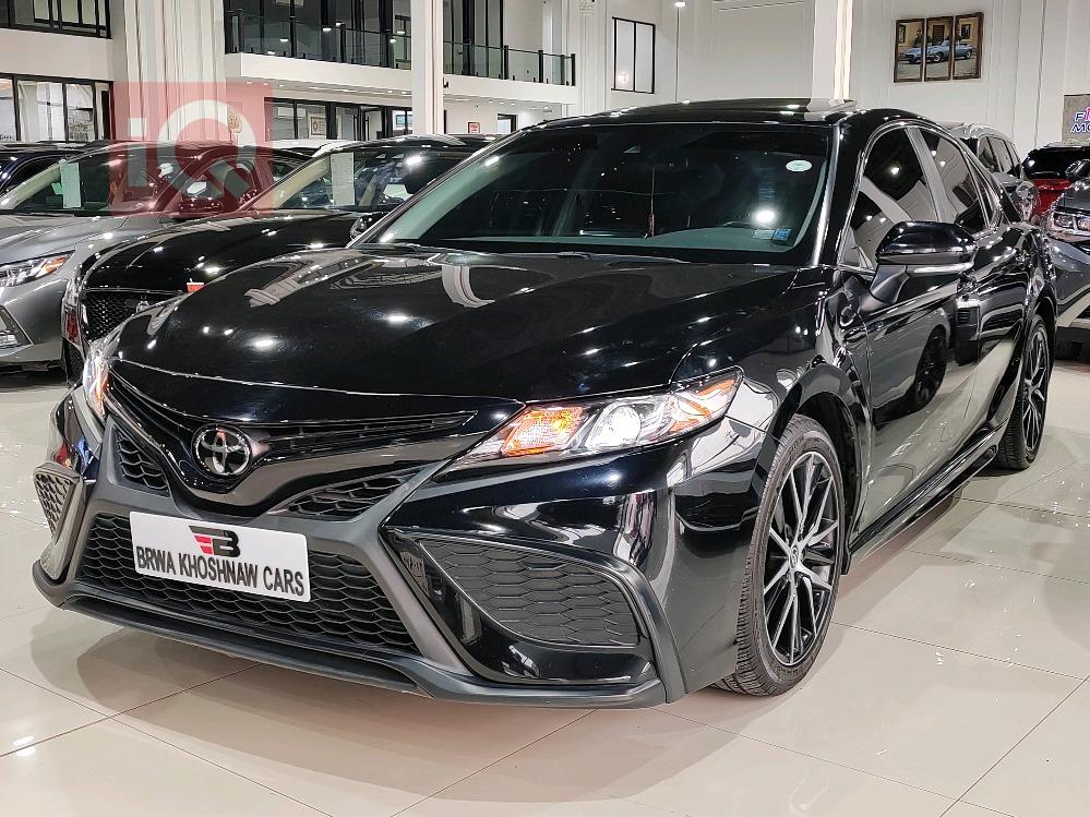 تۆیۆتا کامری